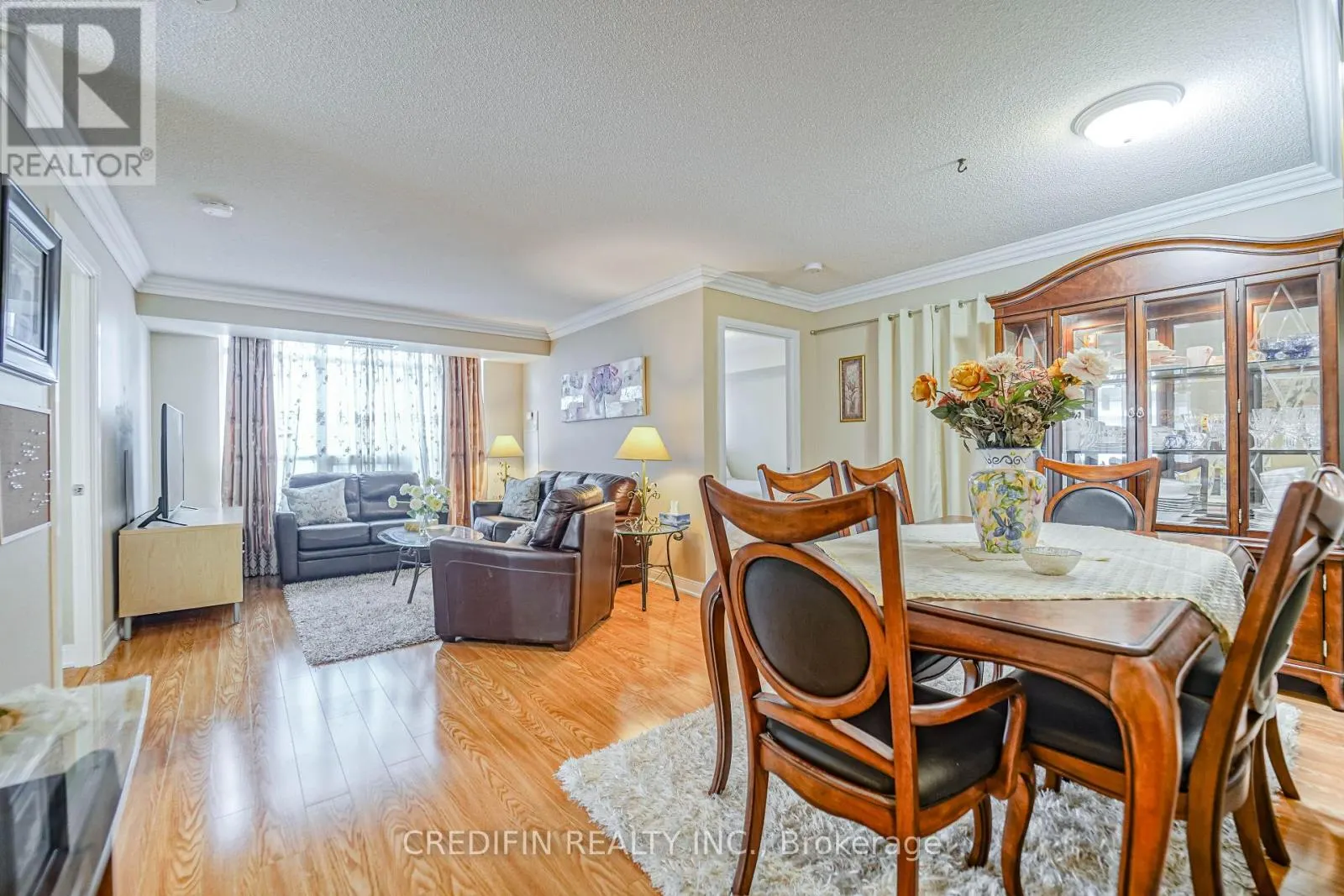 1118 - 238 BONIS AVENUE