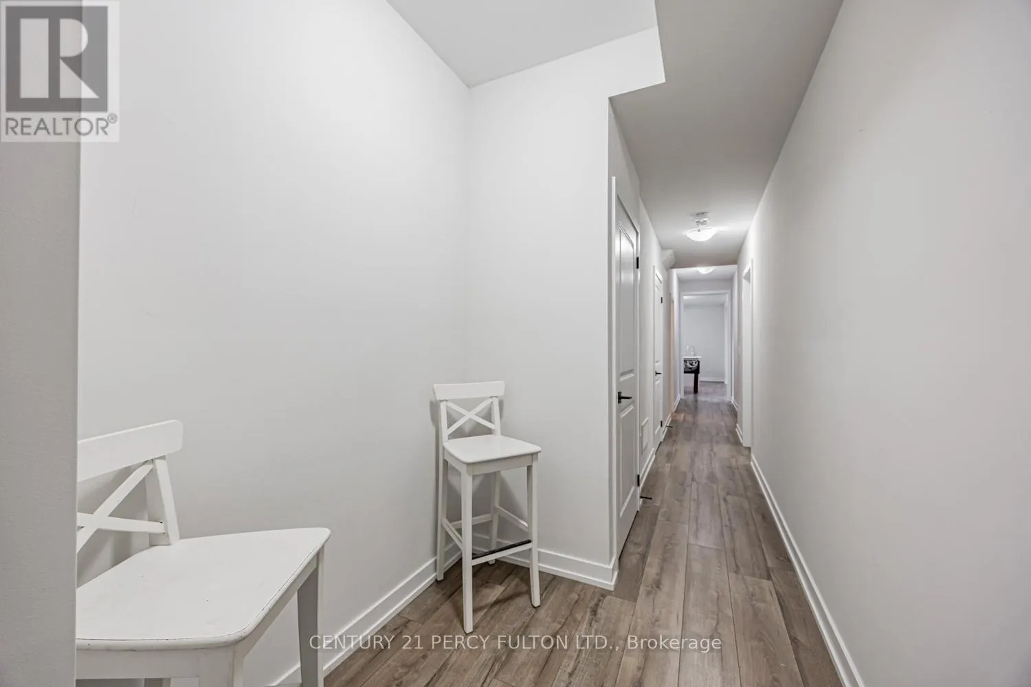 17 - 400 FINCH AVENUE