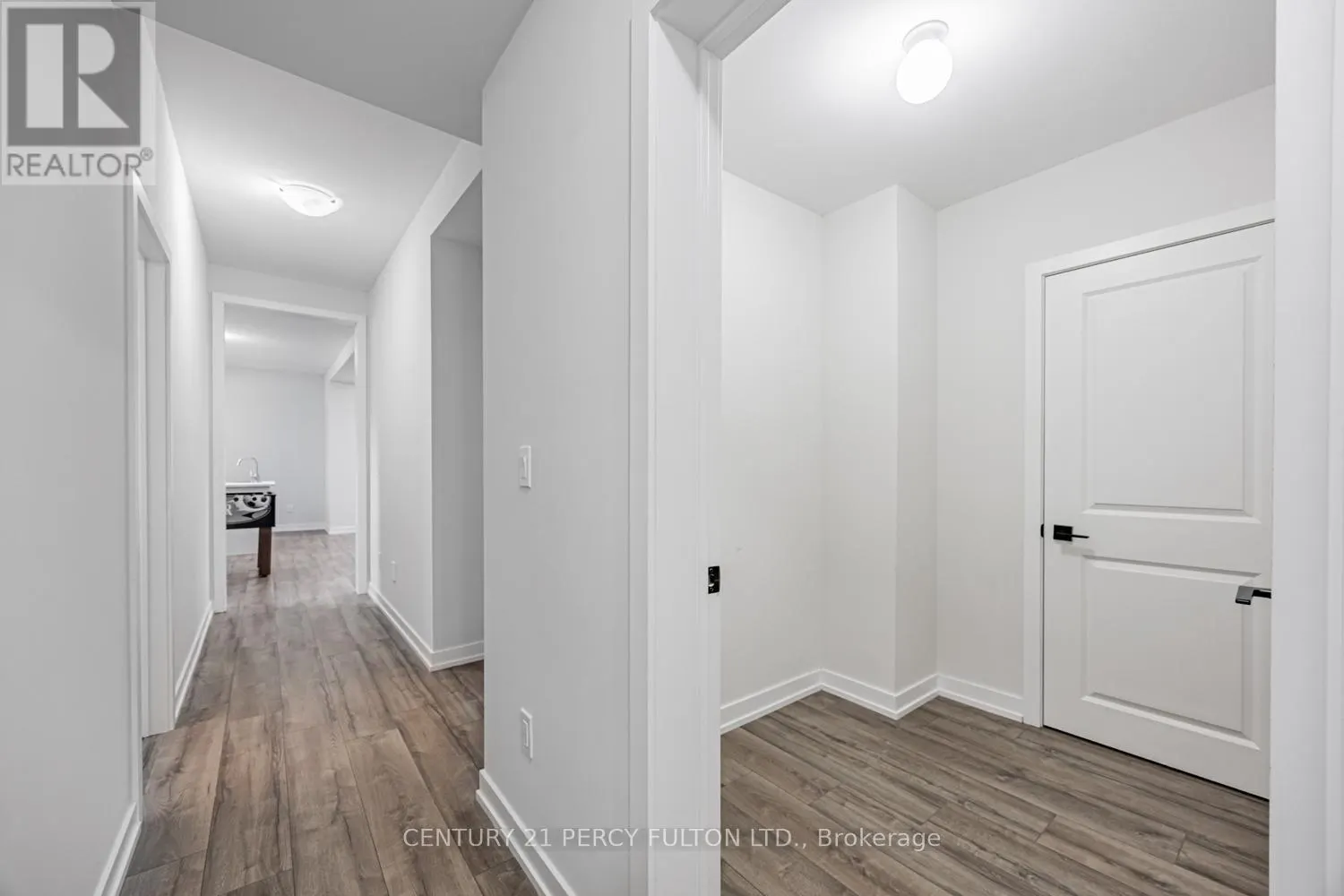 17 - 400 FINCH AVENUE