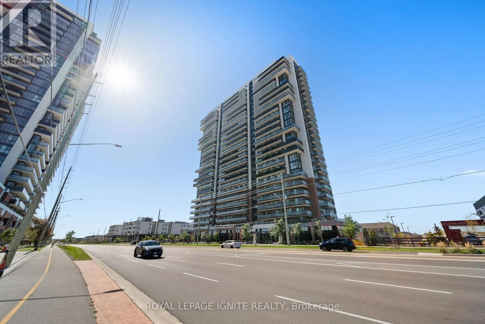 906 - 2550 SIMCOE STREET N