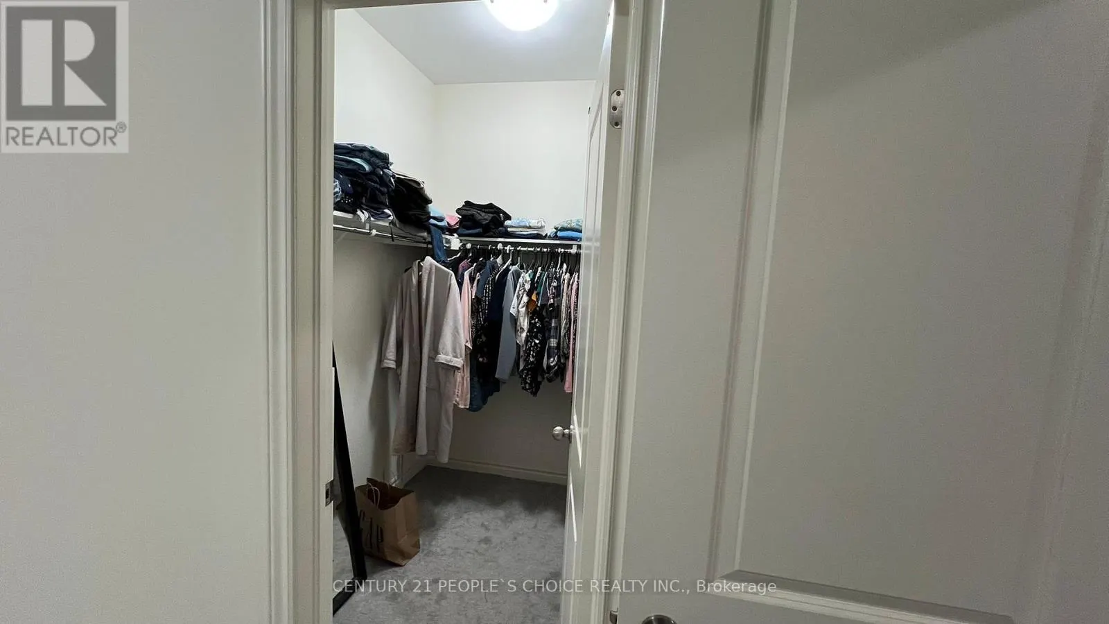 2120 COPPERMINE STREET