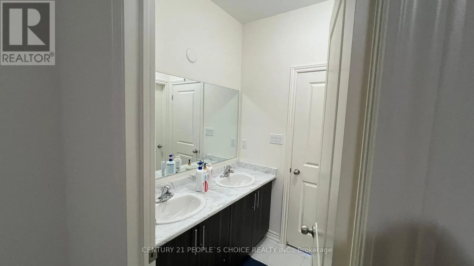 2120 COPPERMINE STREET
