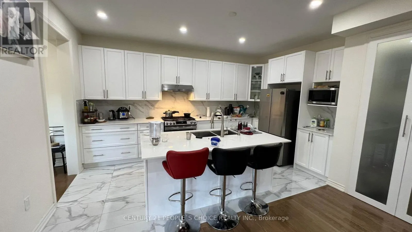 2120 COPPERMINE STREET