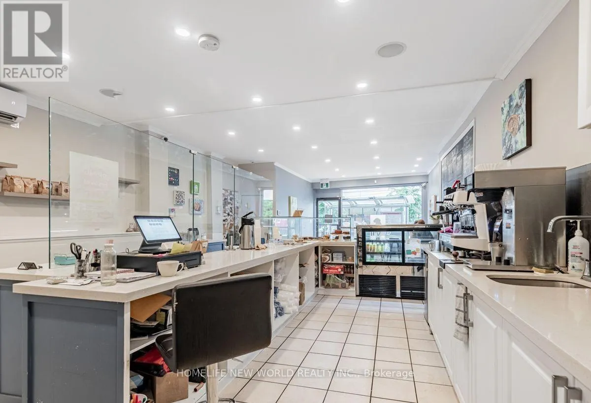 878 KINGSTON ROAD