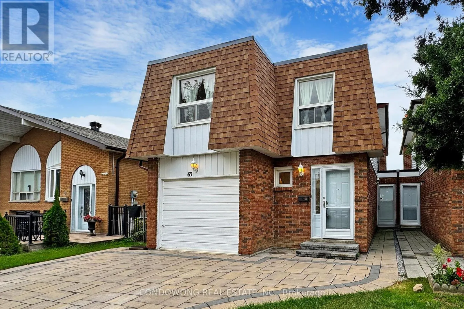 63 REVLIS CRESCENT