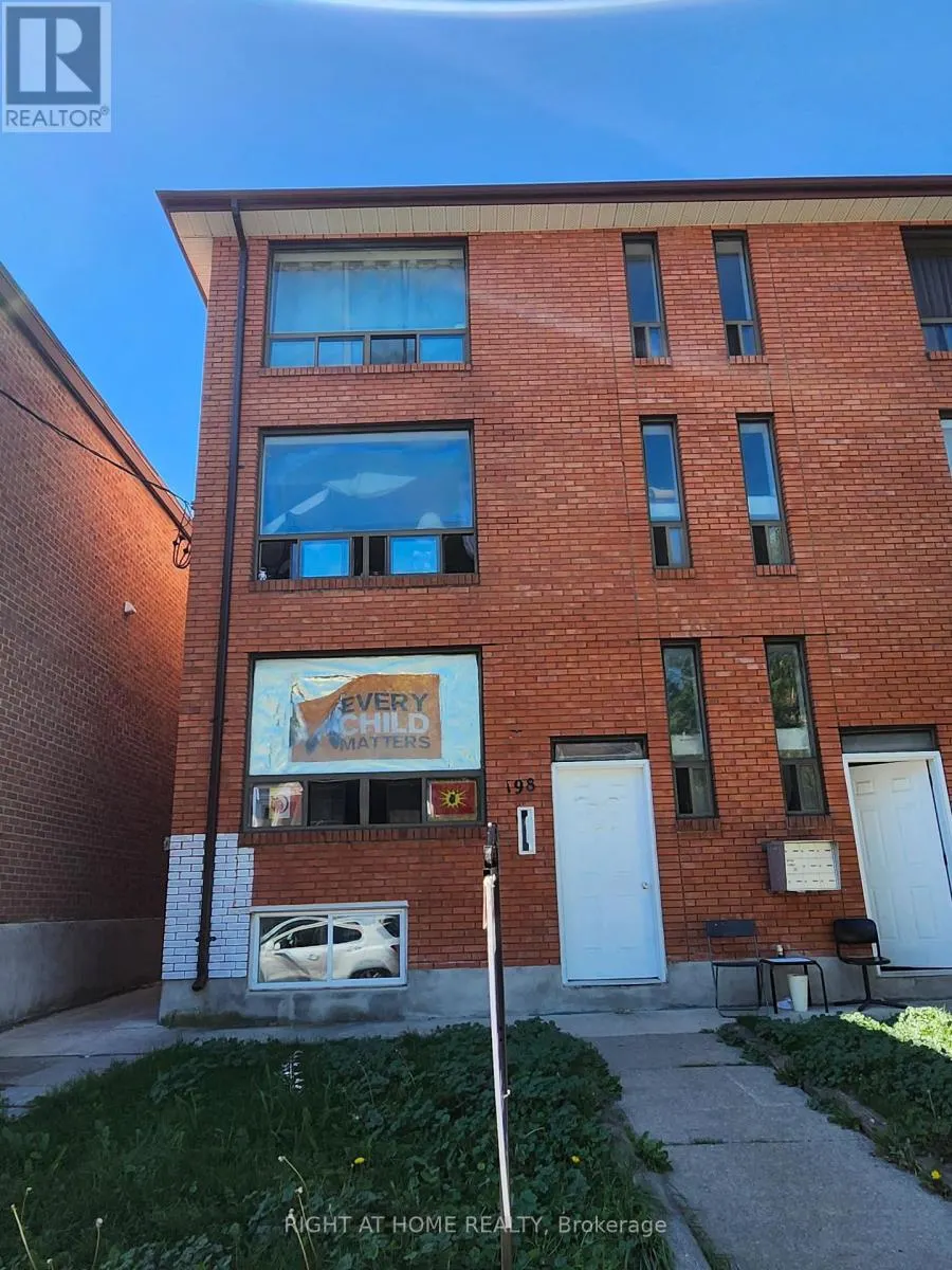 198 COXWELL AVENUE