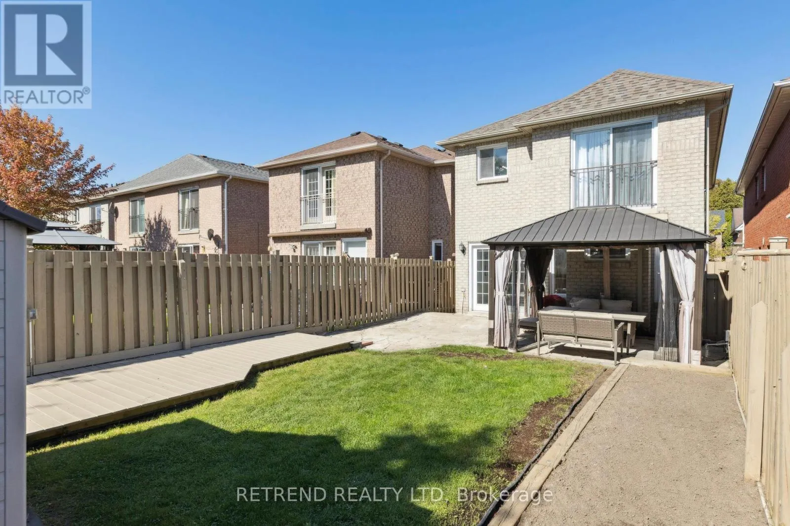721 SWAN PLACE