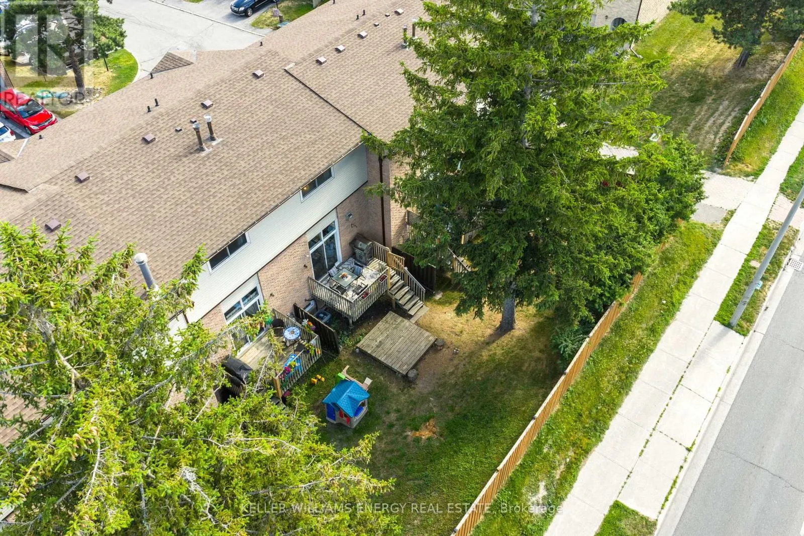 46 - 1330 TROWBRIDGE DRIVE, #46
