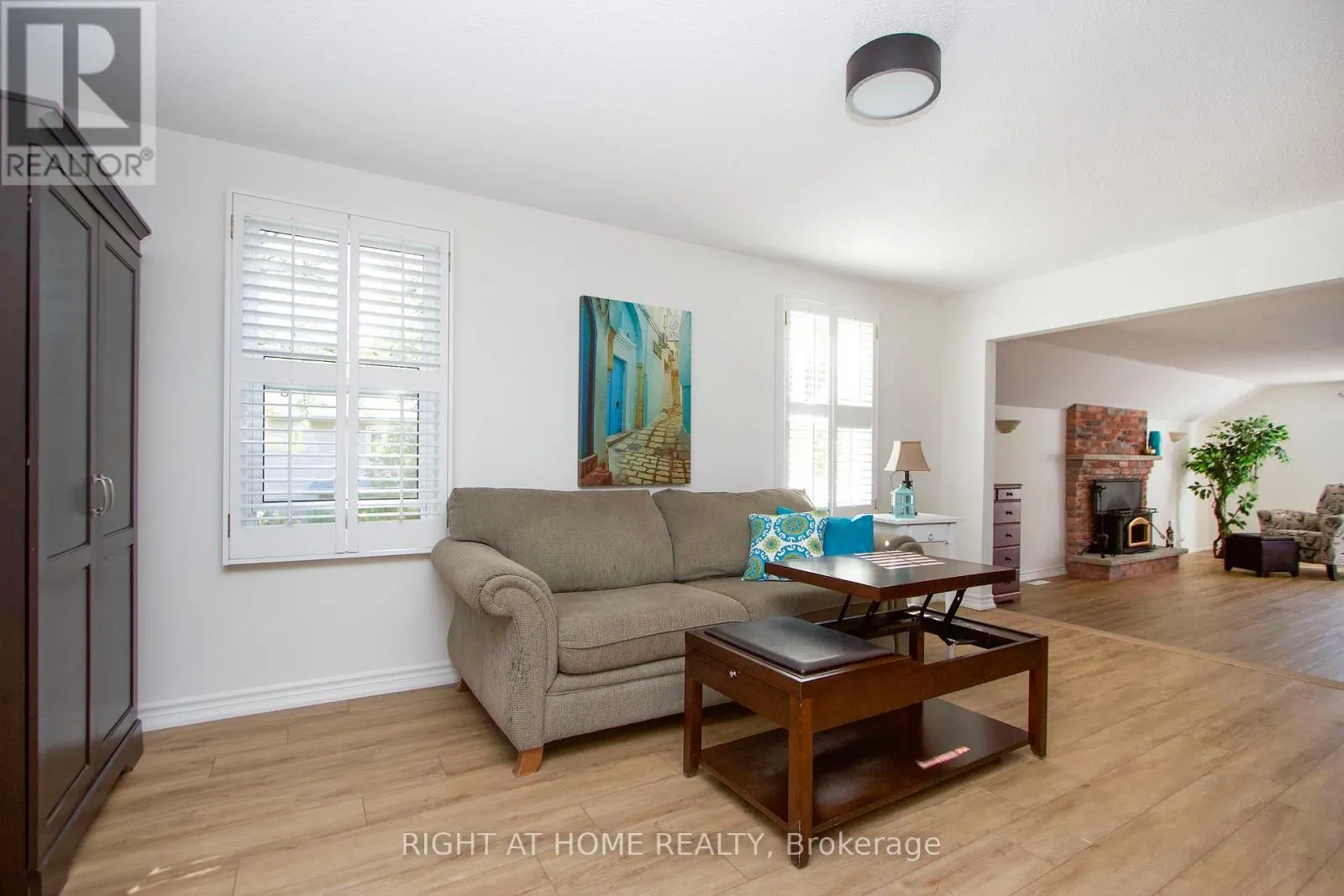 102 HIALEAH CRESCENT
