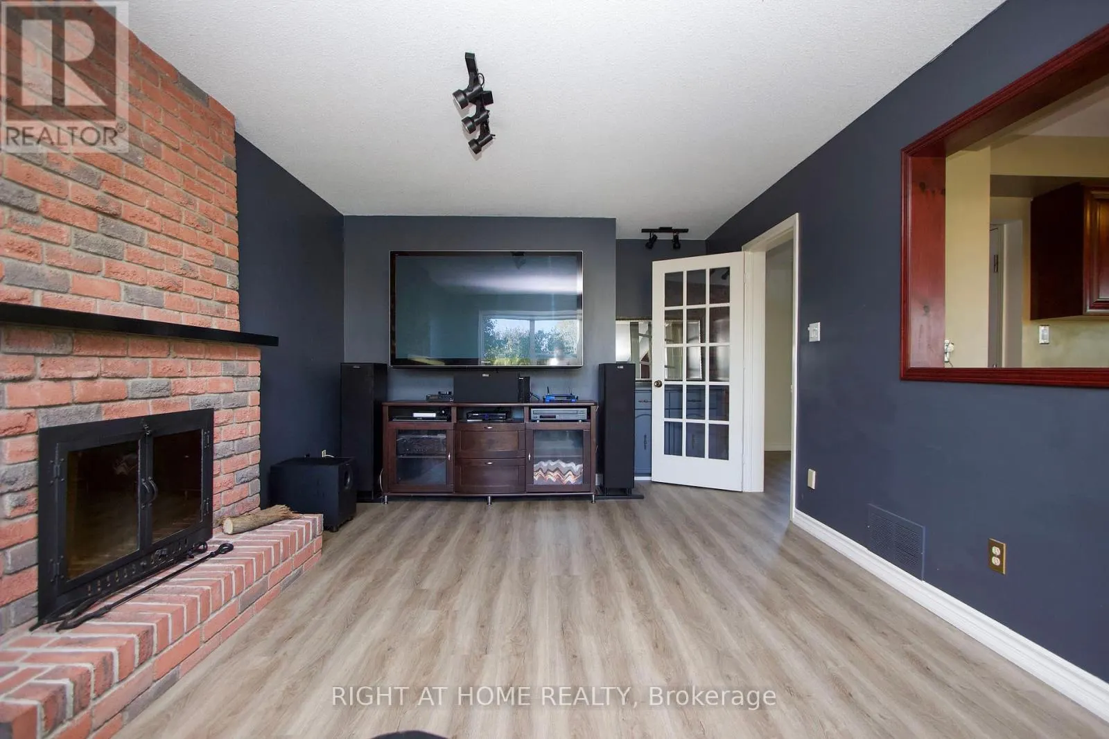 102 HIALEAH CRESCENT