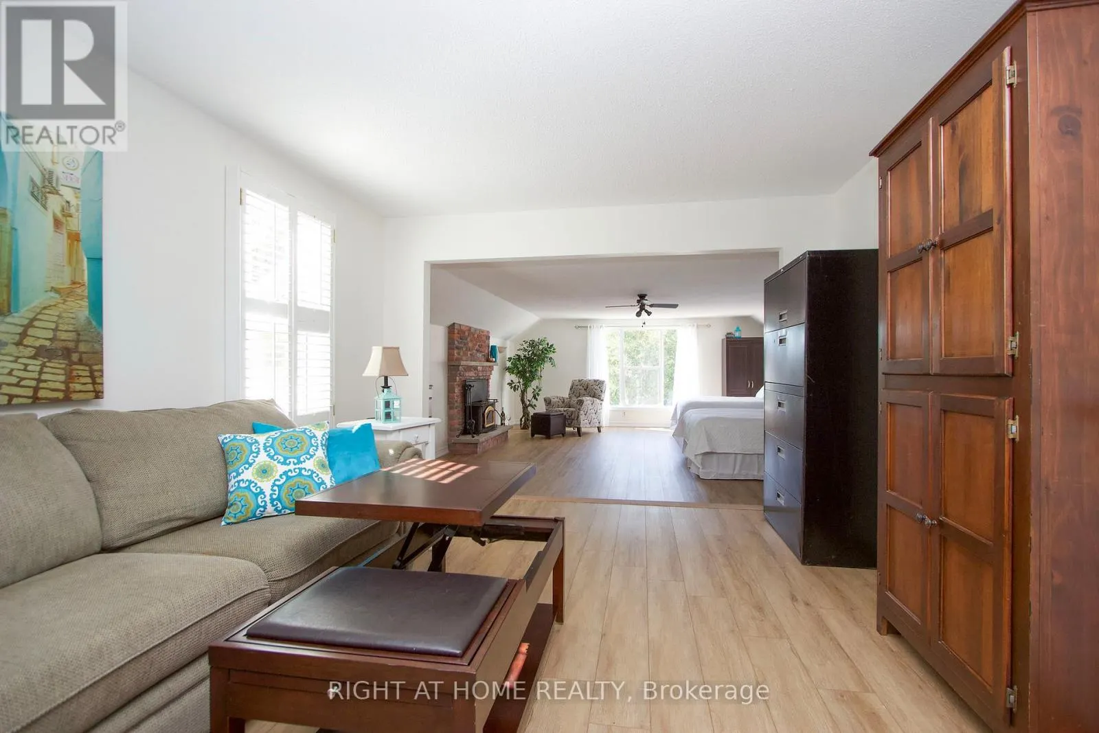102 HIALEAH CRESCENT