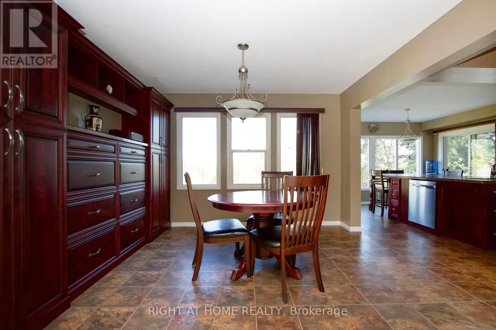 102 HIALEAH CRESCENT