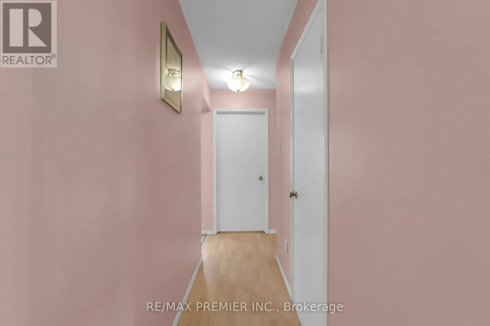 6 HEARNE CRESCENT