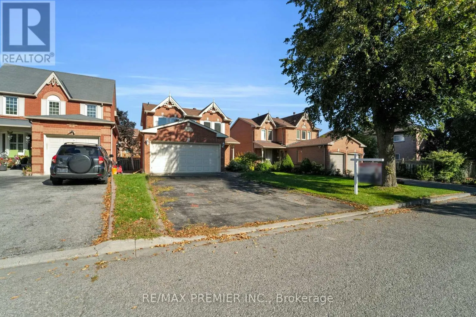 6 HEARNE CRESCENT