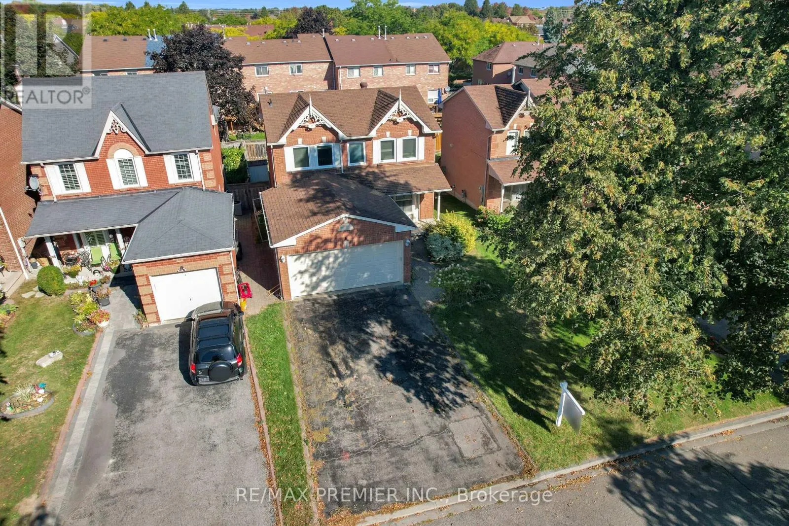 6 HEARNE CRESCENT