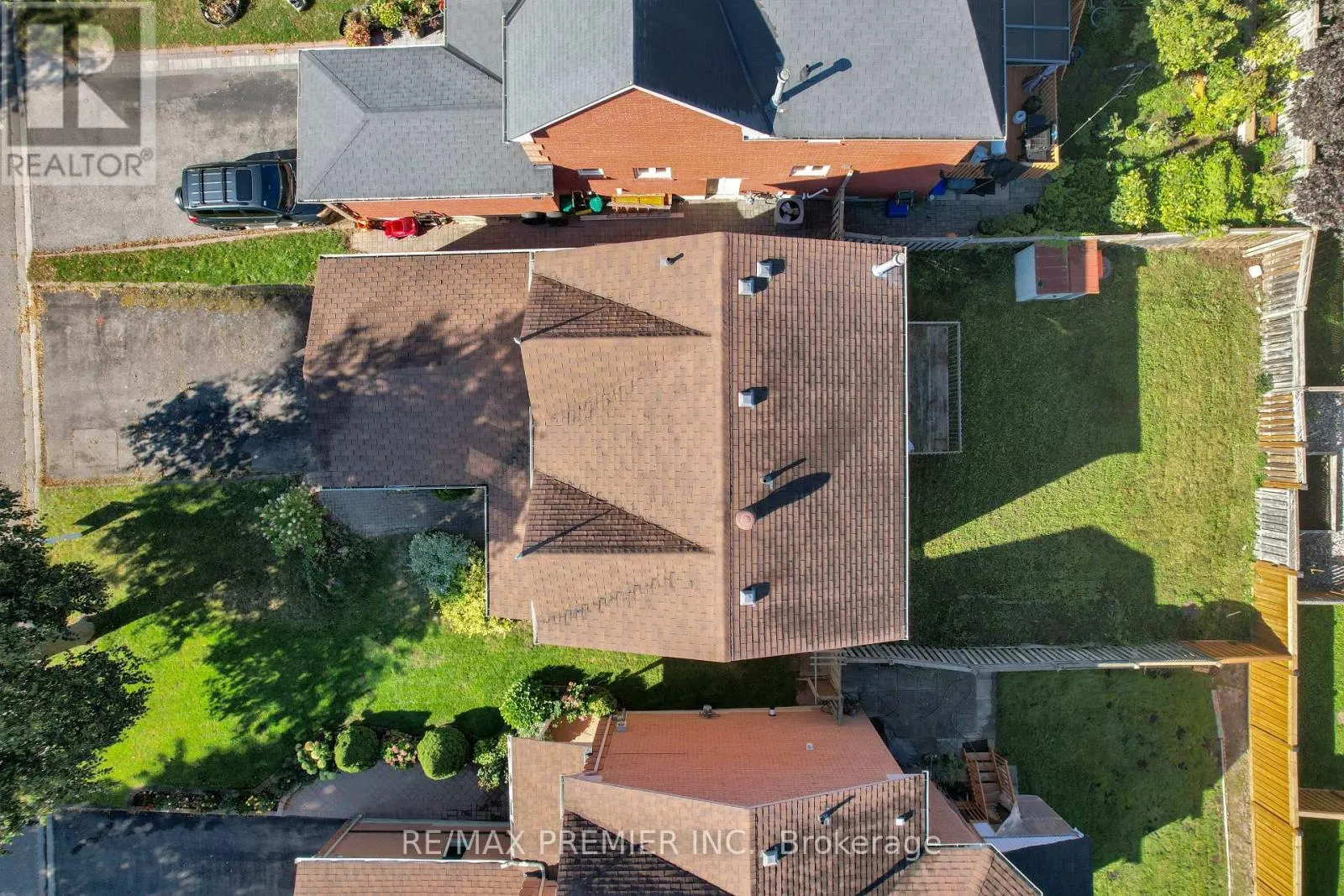 6 HEARNE CRESCENT