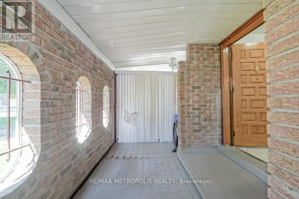 575 BELLAMY ROAD N