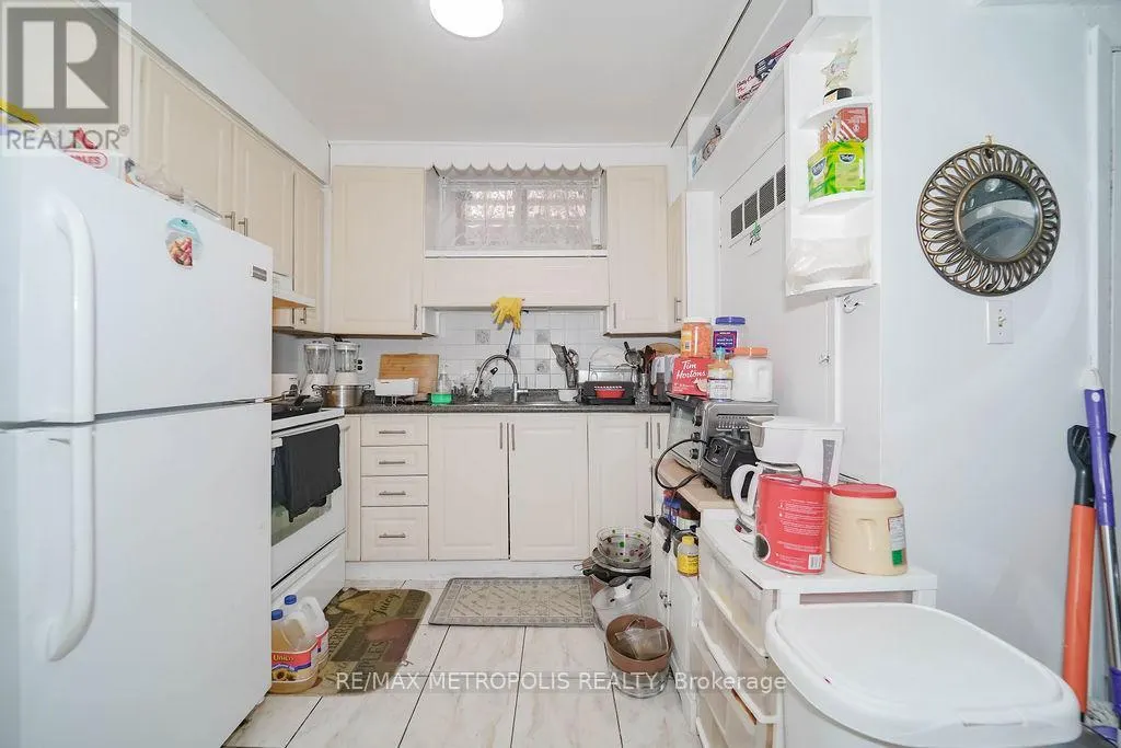 575 BELLAMY ROAD N