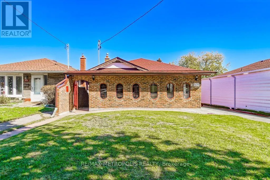 575 BELLAMY ROAD N