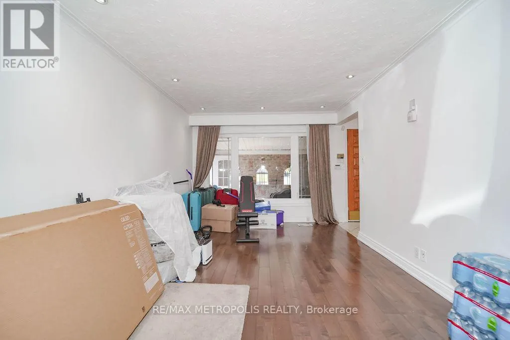 575 BELLAMY ROAD N