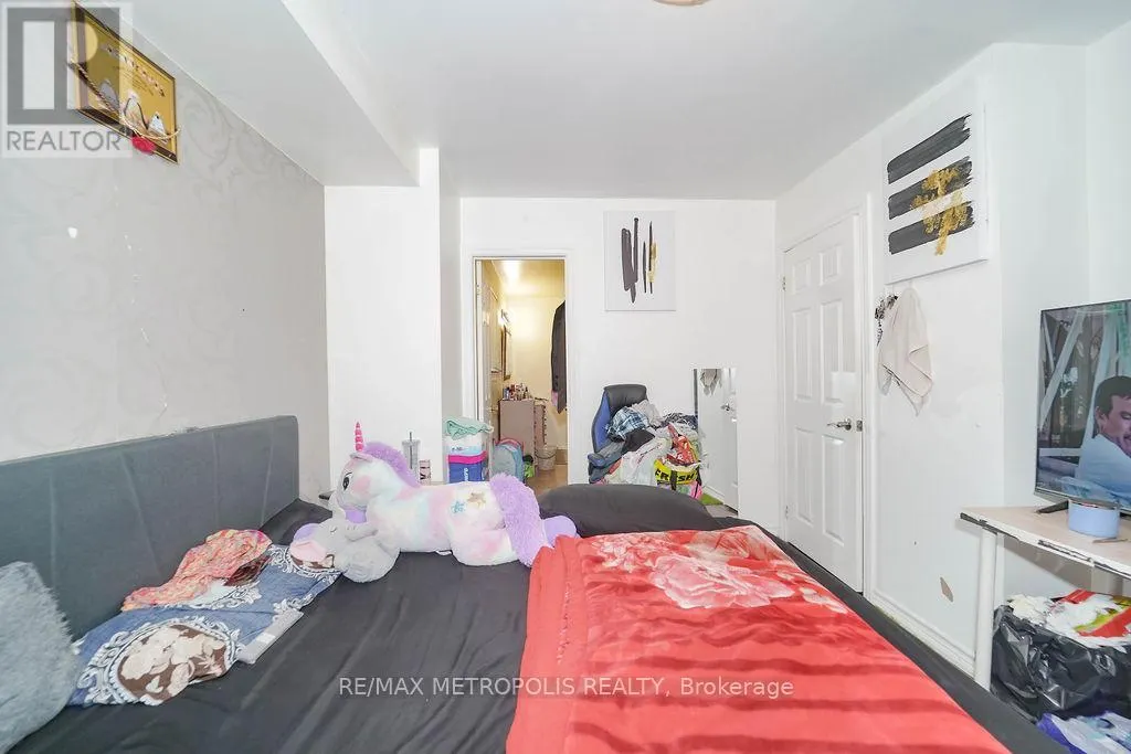 575 BELLAMY ROAD N