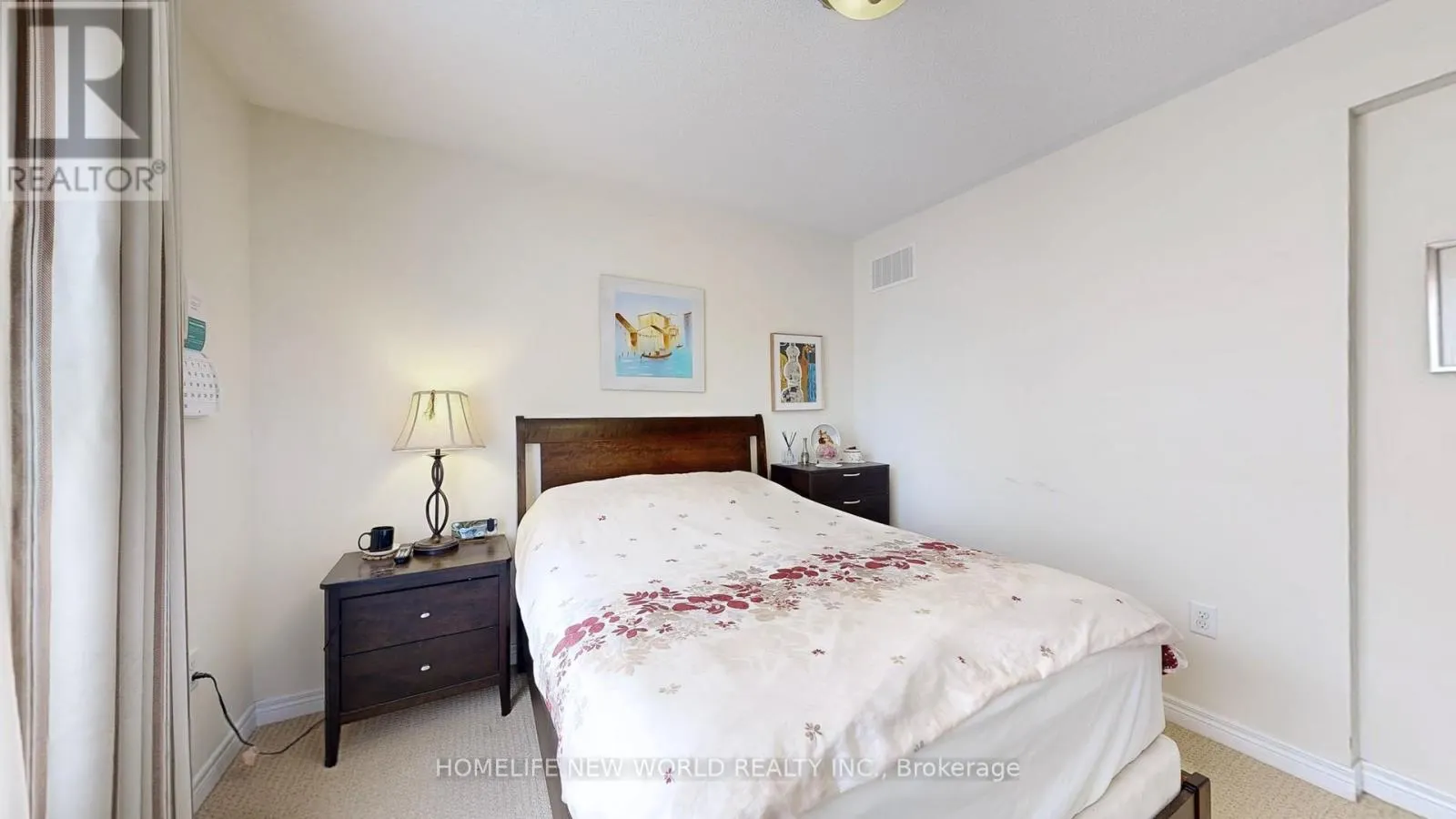 49 KAWNEER TERRACE