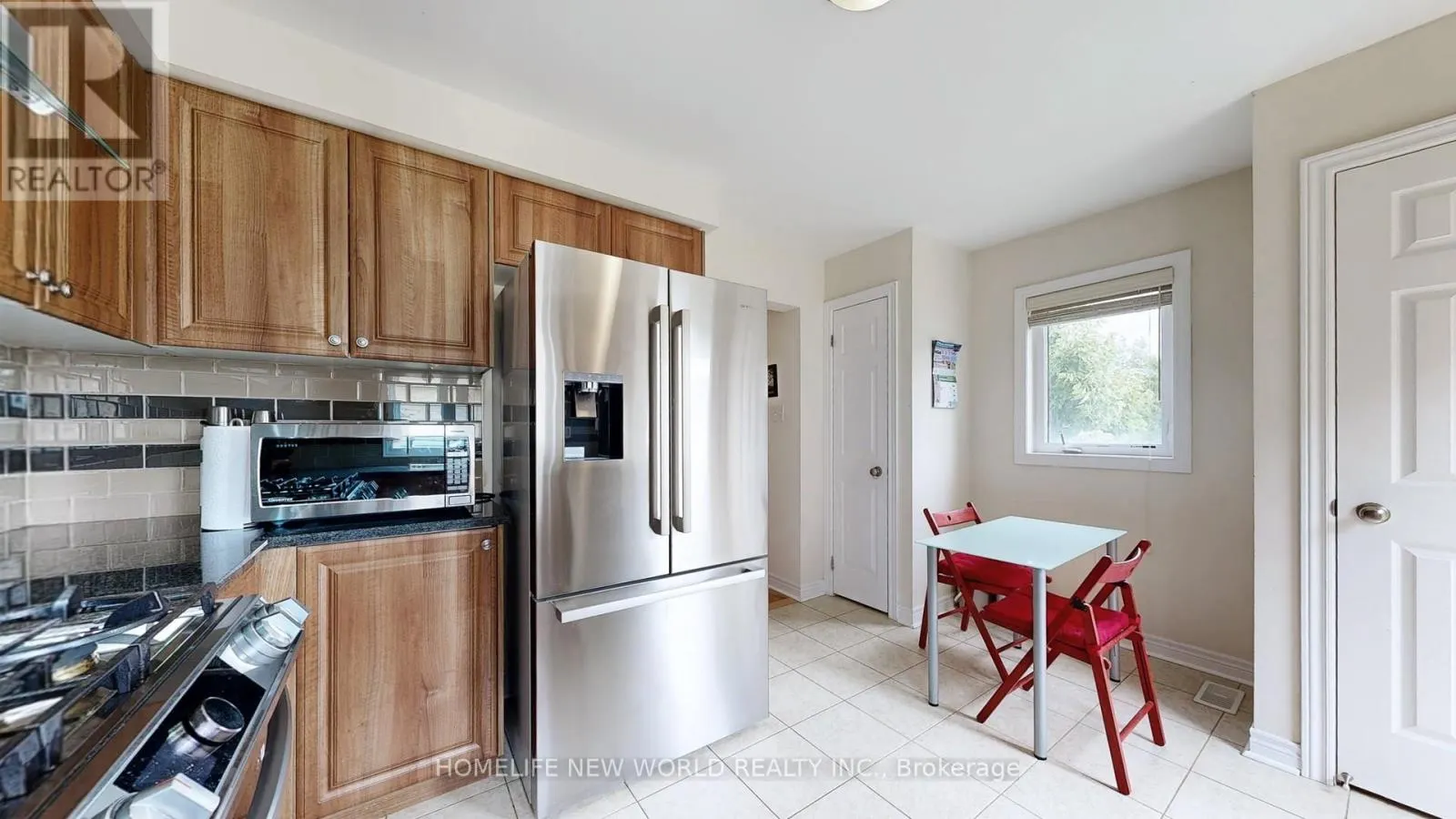 49 KAWNEER TERRACE