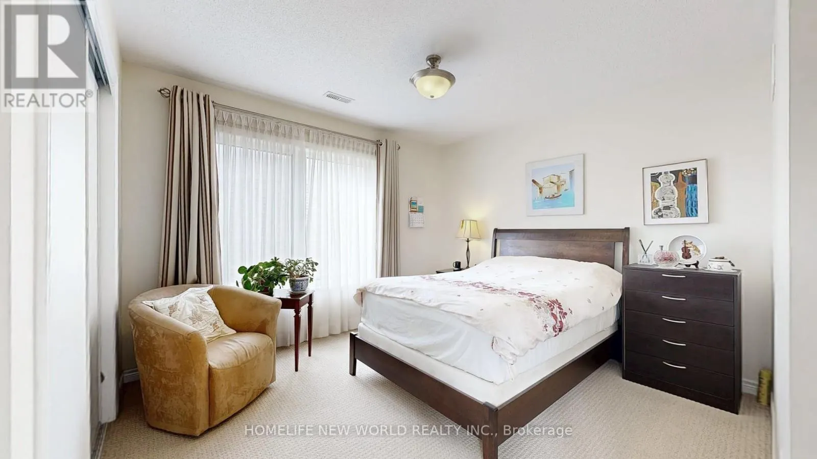 49 KAWNEER TERRACE