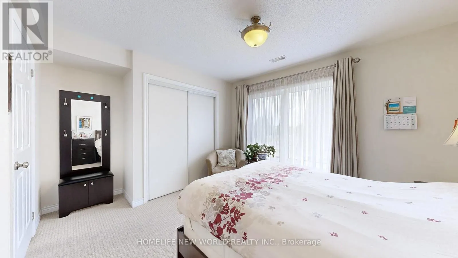 49 KAWNEER TERRACE