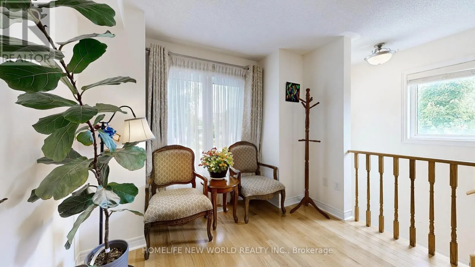 49 KAWNEER TERRACE