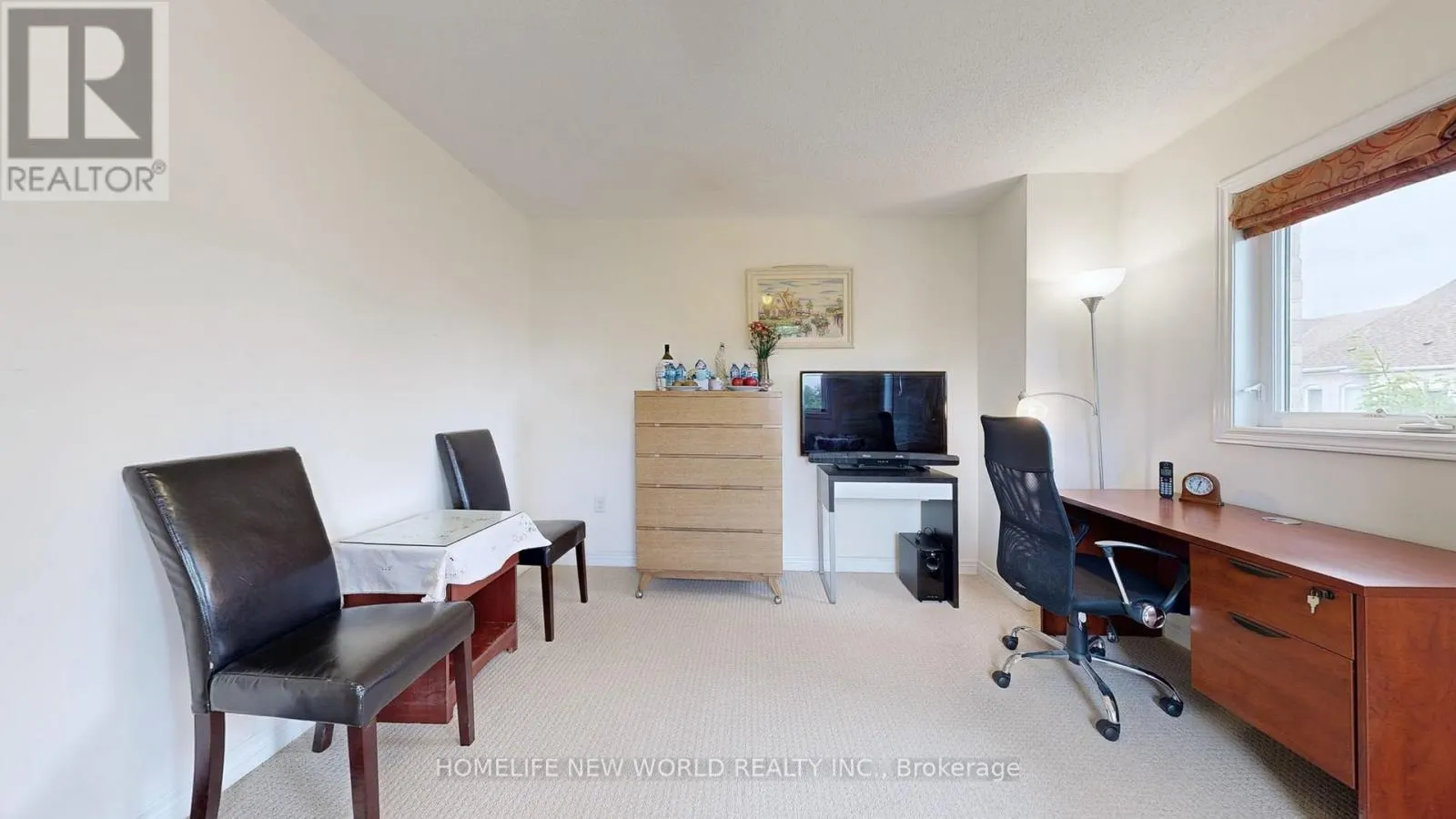 49 KAWNEER TERRACE