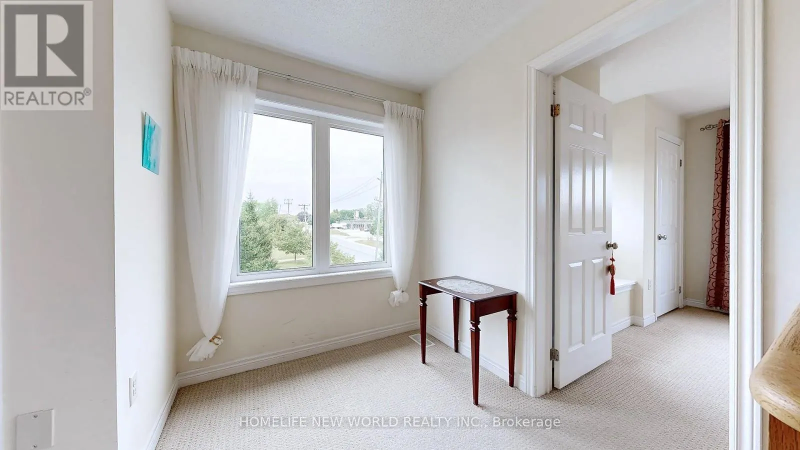 49 KAWNEER TERRACE