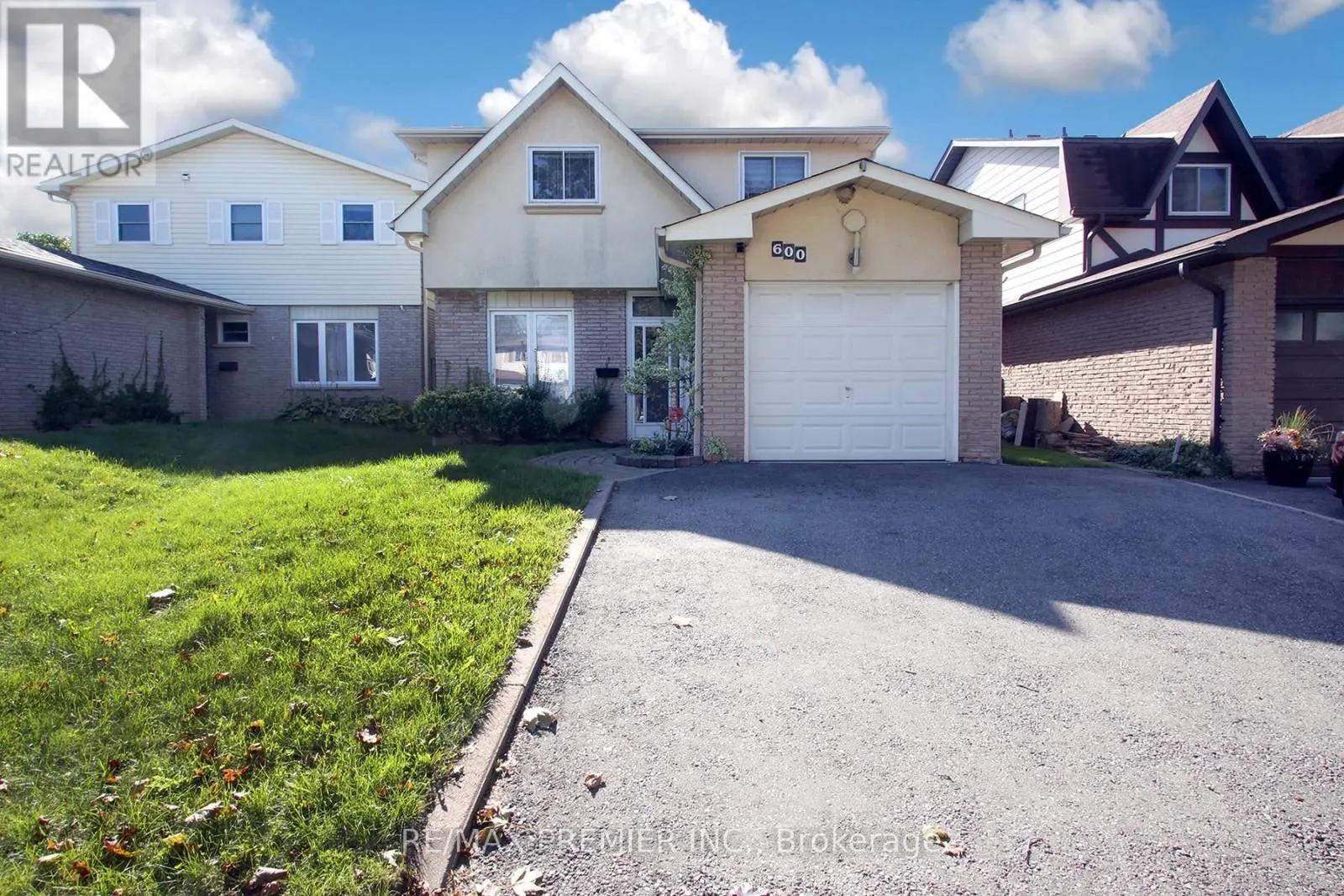 600 STONEBRIDGE LANE