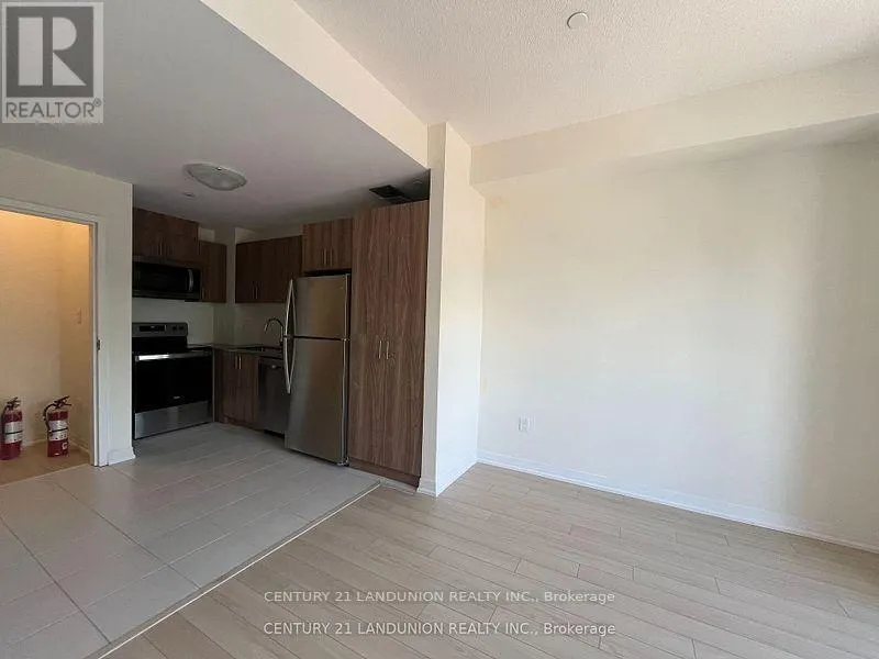 15 - 255 MCLEVIN AVENUE