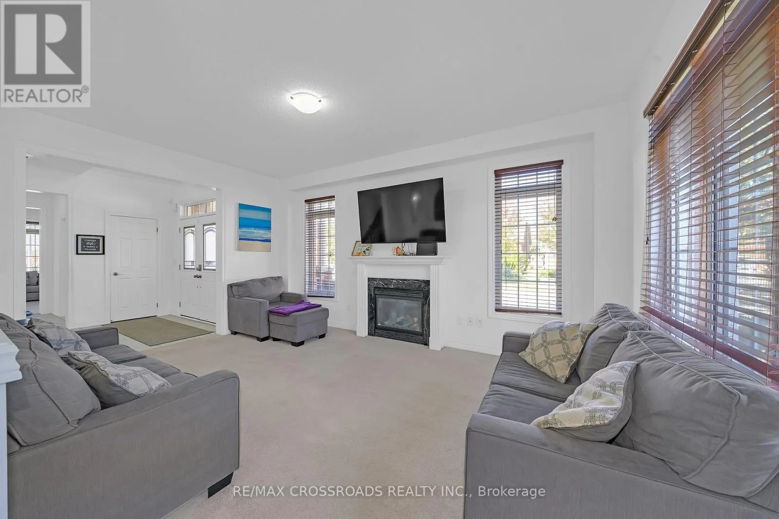 156 MCDONALD CRESCENT