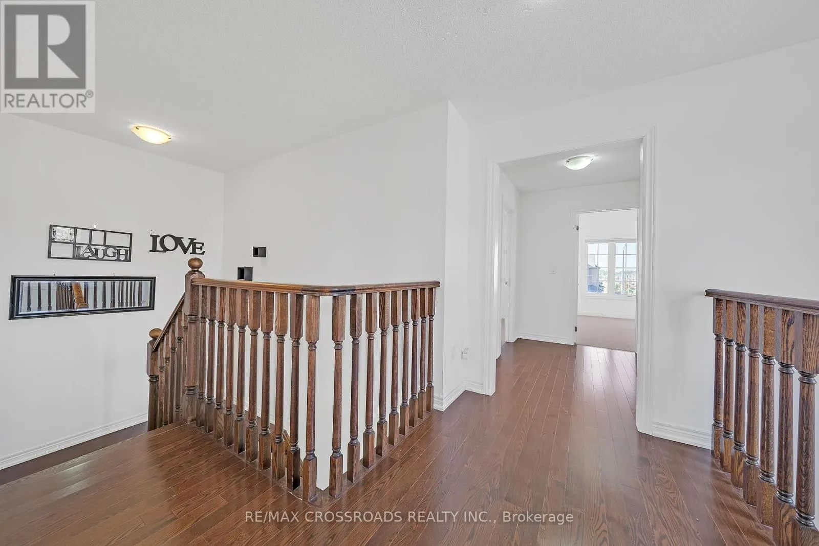 156 MCDONALD CRESCENT