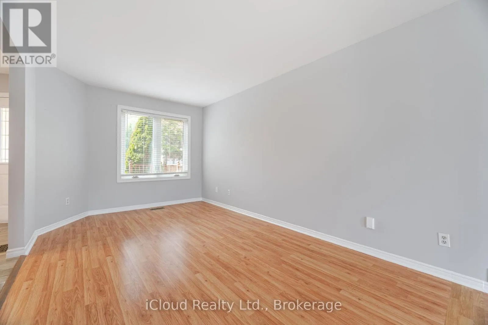 UPPER LVL - 2015 SHAY DRIVE
