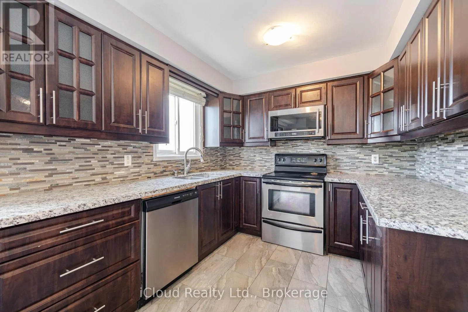 UPPER LVL - 2015 SHAY DRIVE