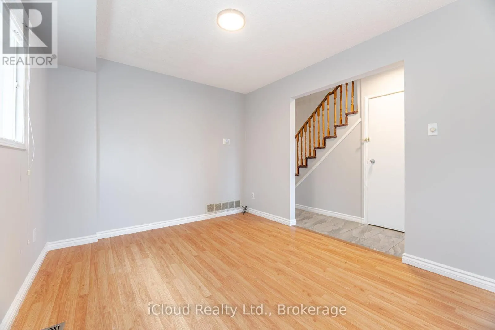 UPPER LVL - 2015 SHAY DRIVE
