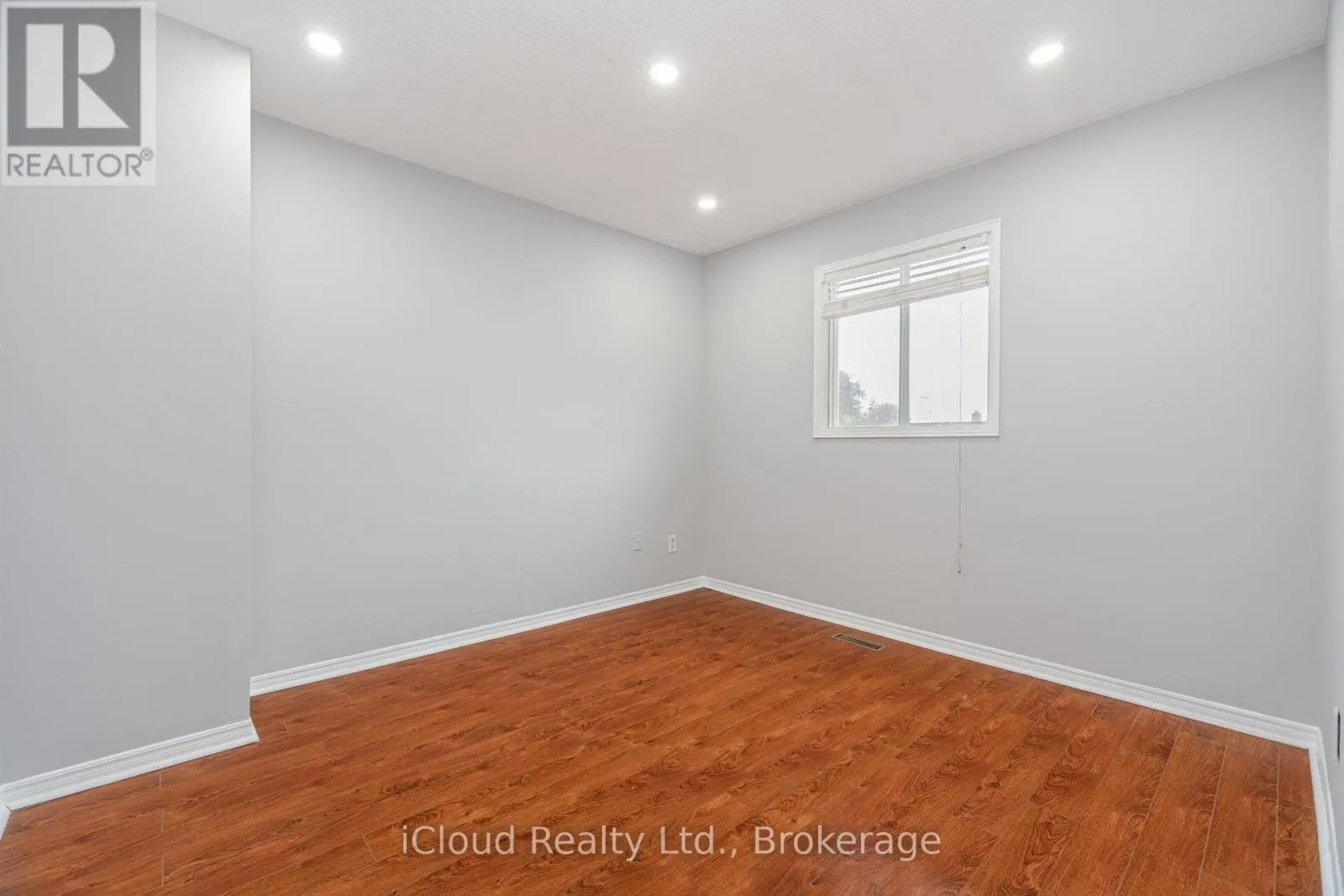 UPPER LVL - 2015 SHAY DRIVE