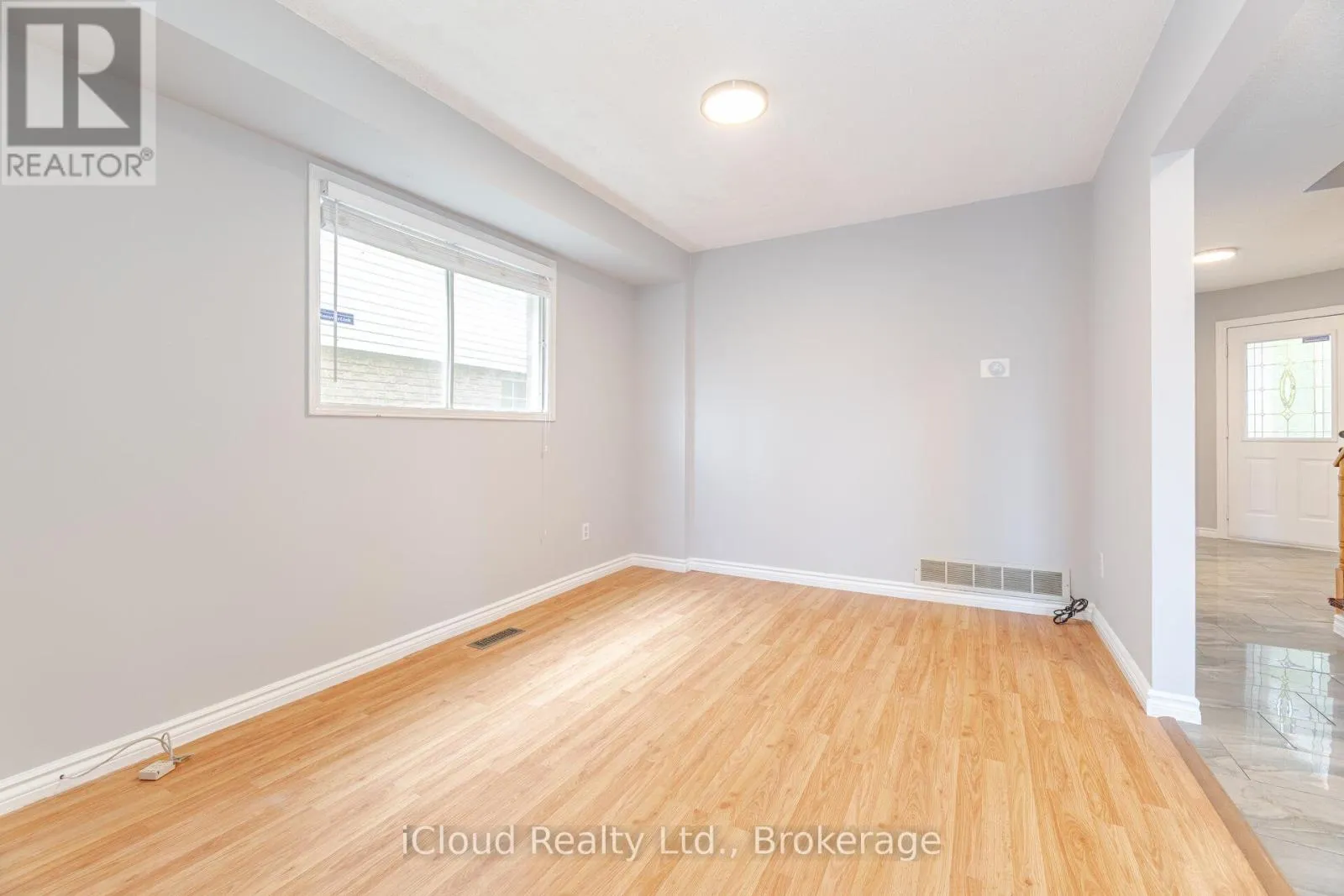 UPPER LVL - 2015 SHAY DRIVE