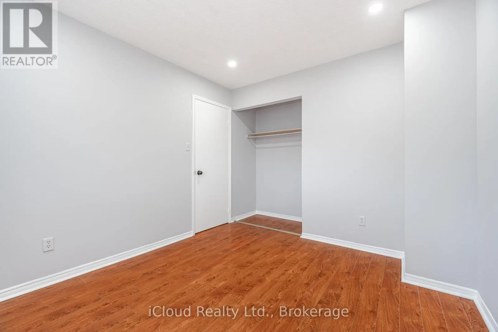 UPPER LVL - 2015 SHAY DRIVE