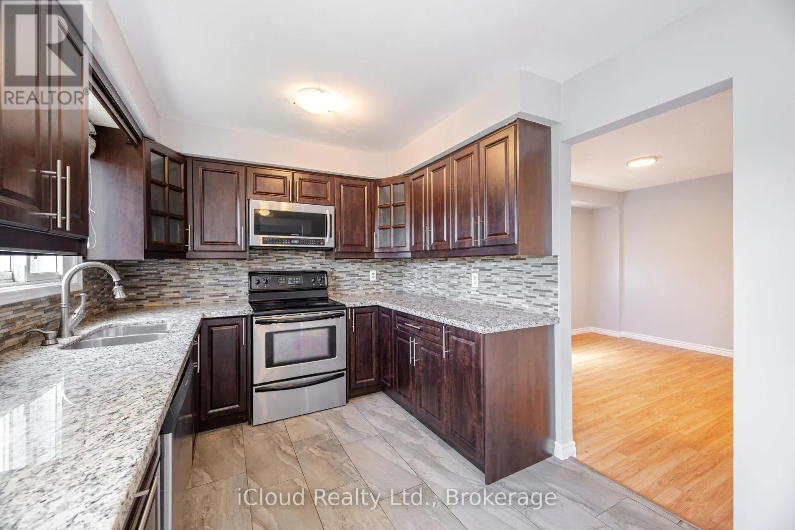 UPPER LVL - 2015 SHAY DRIVE