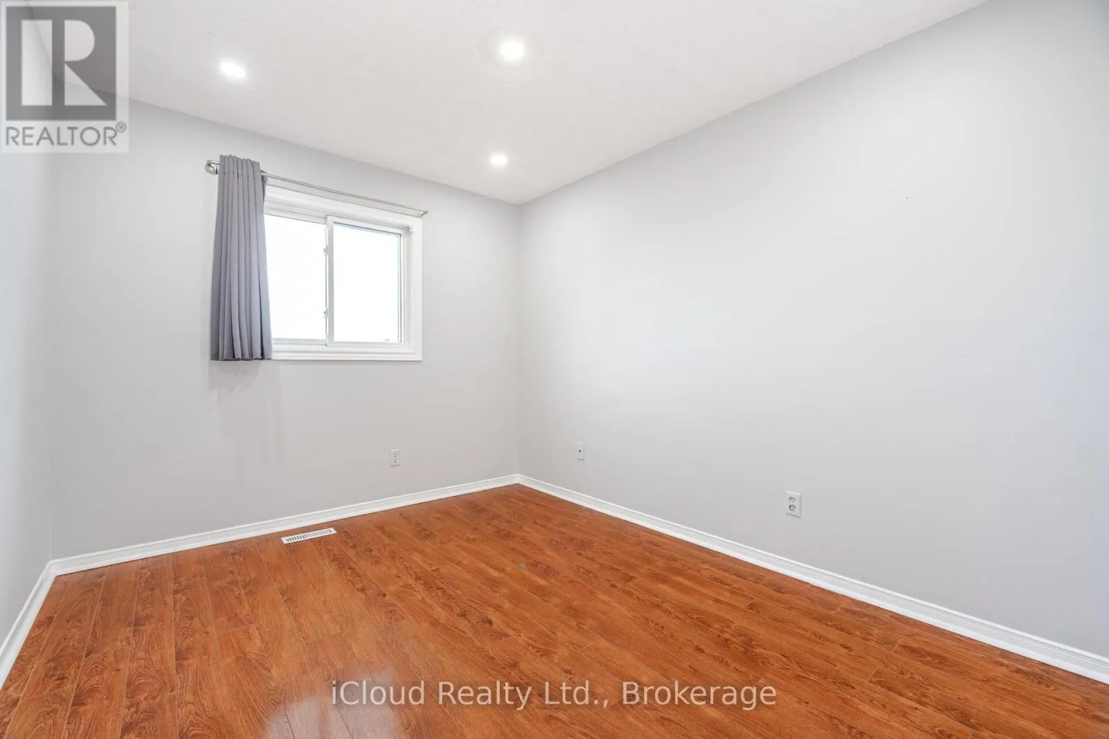 UPPER LVL - 2015 SHAY DRIVE