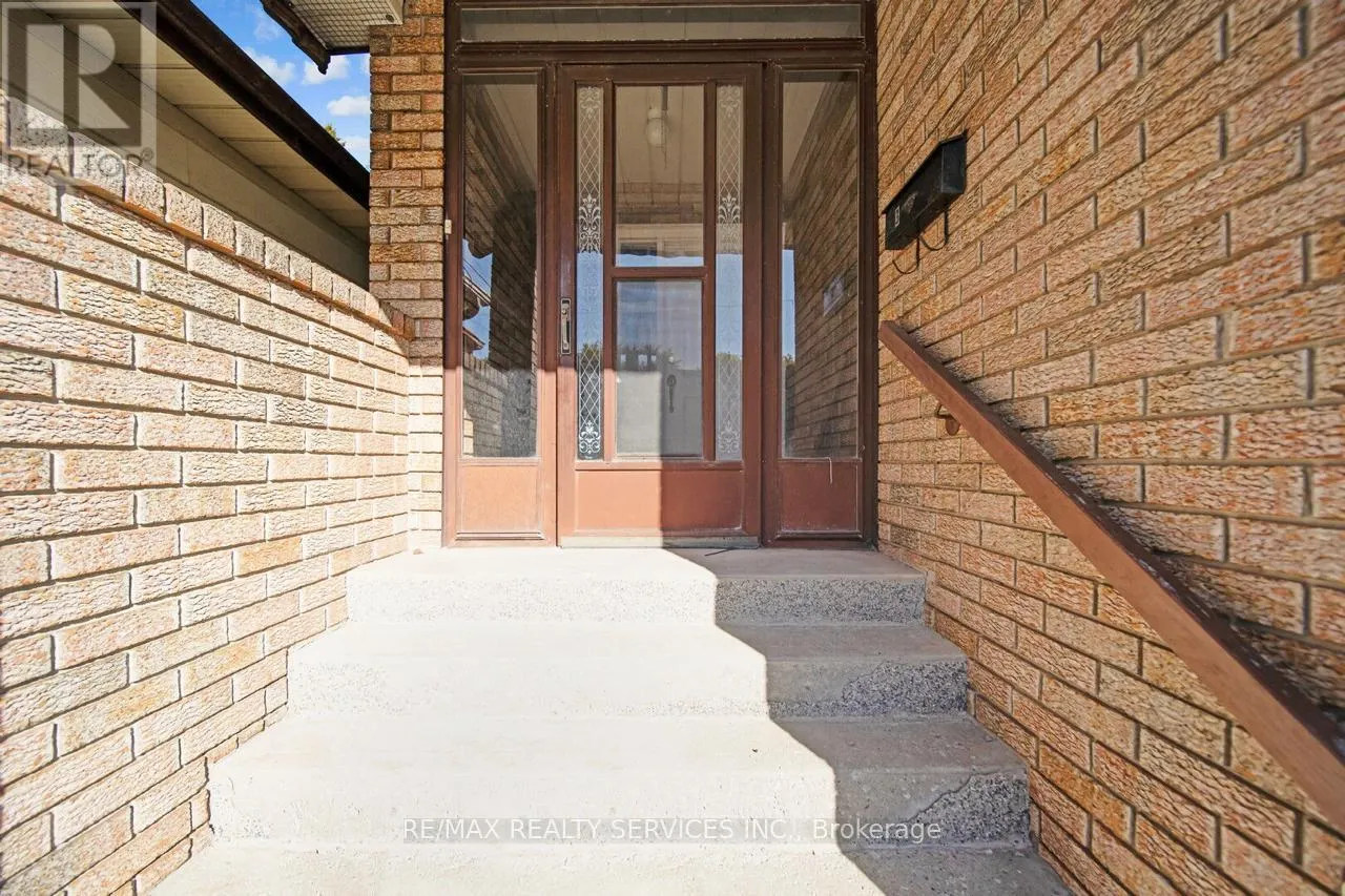 83 HASLAM STREET