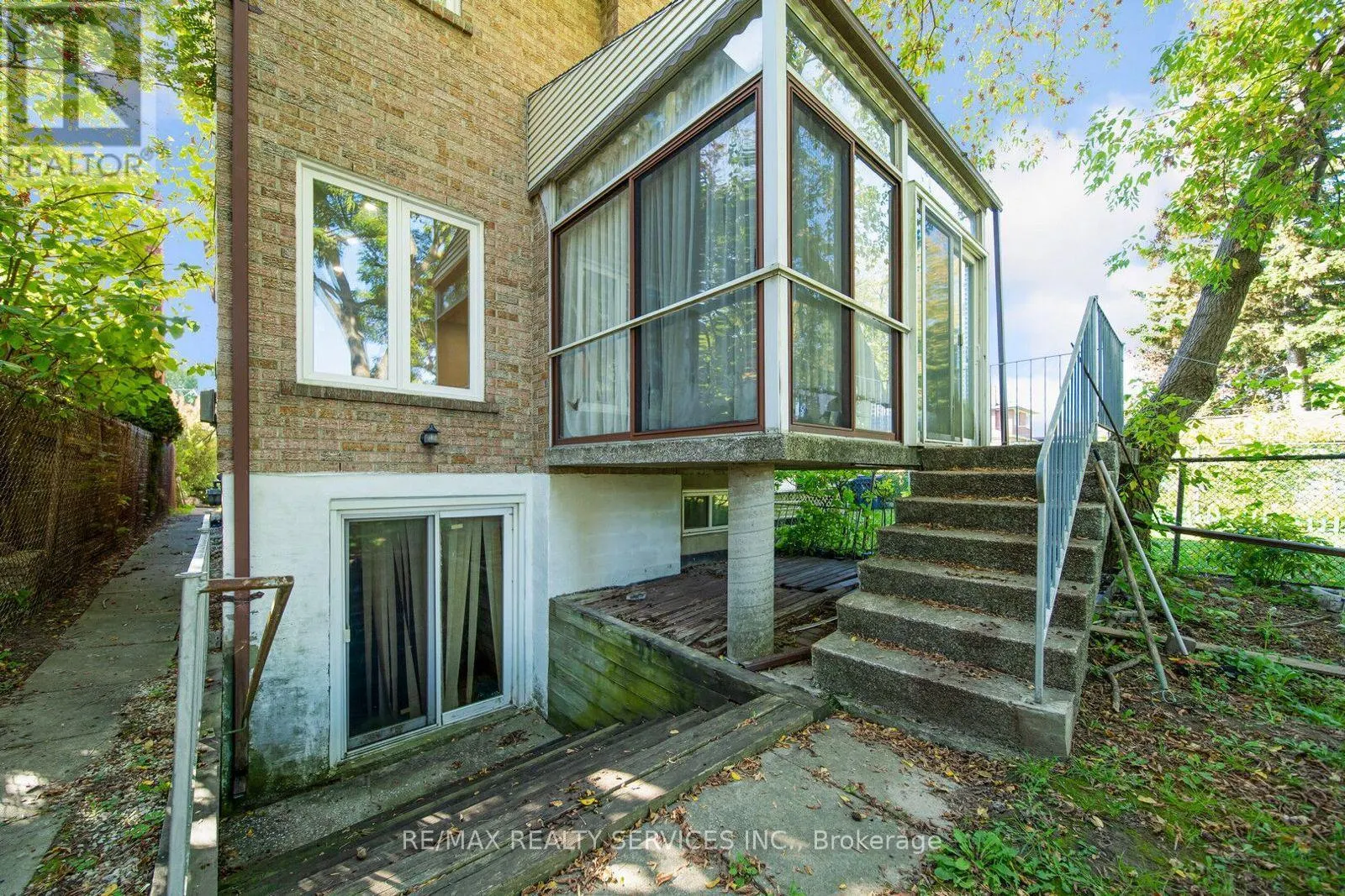 83 HASLAM STREET