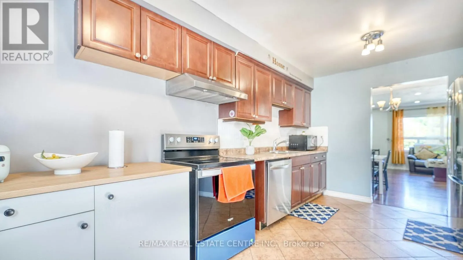 12 - 1945 DENMAR ROAD