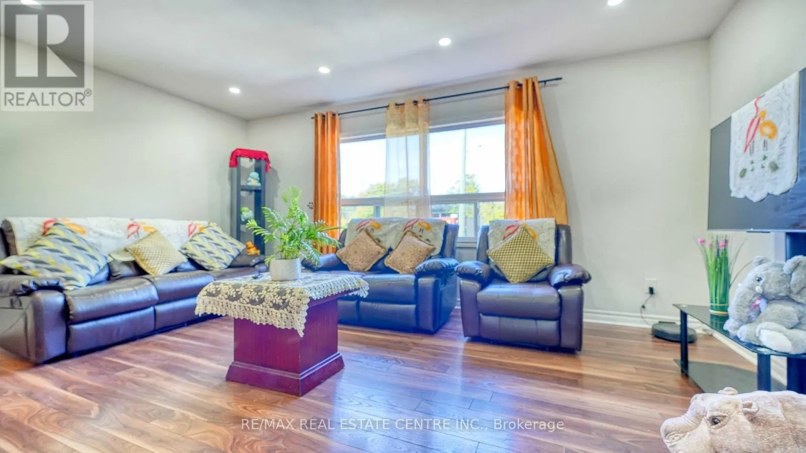 12 - 1945 DENMAR ROAD