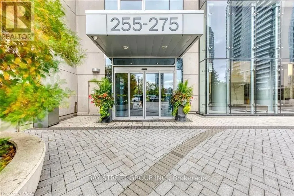 2123 - 275 VILLAGE GREEN SQUARE