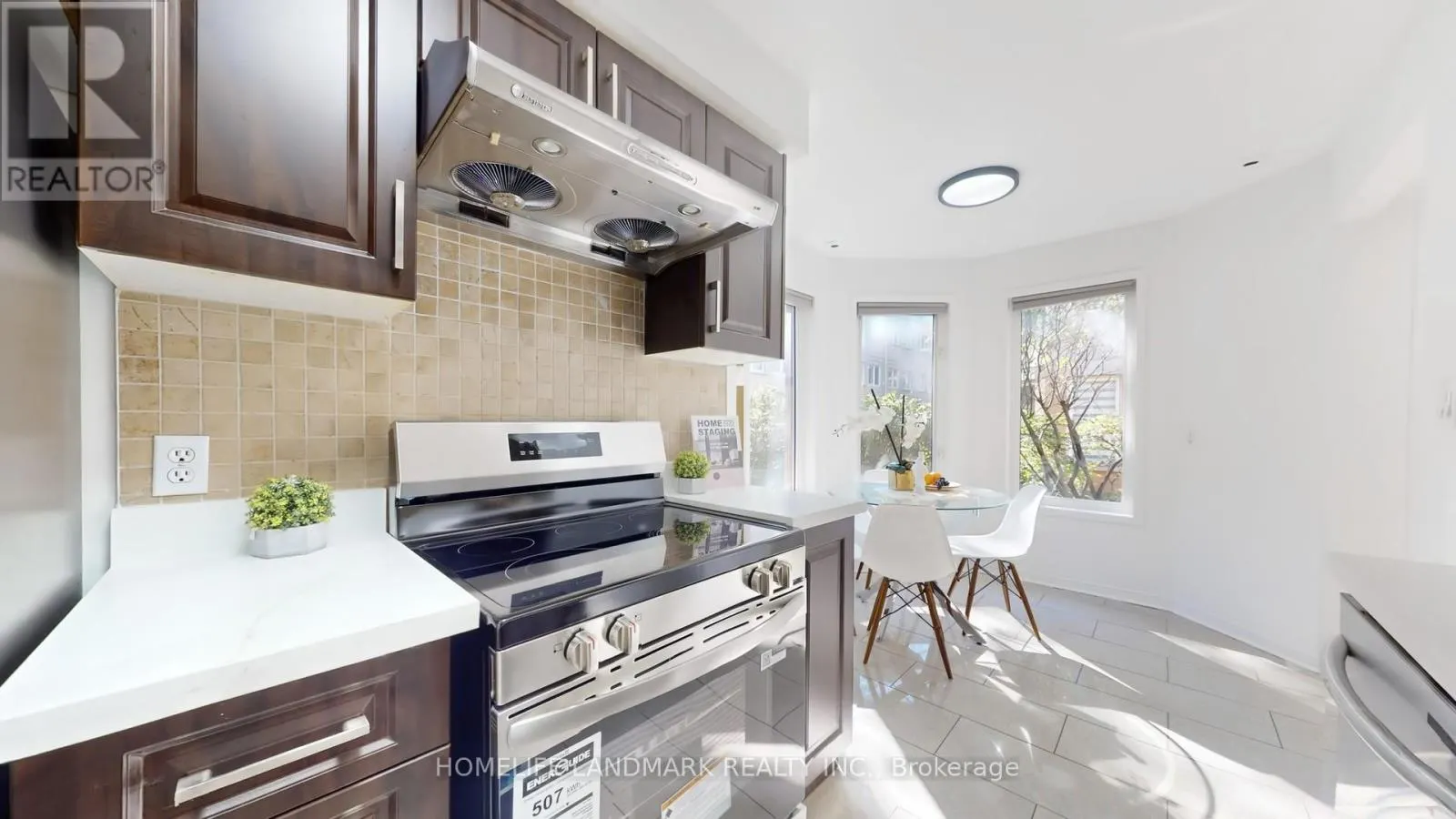 706 - 28 ROSEBANK DRIVE